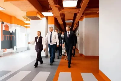 Новые кресла для актового зала школы Эврика