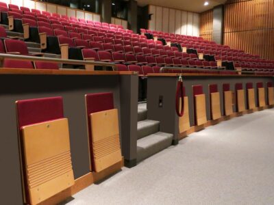 Как сохранить аудиторную мебель в вузе в хорошем состоянии при ежедневной нагрузке