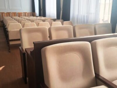 Новые кресла для зала заседаний для МКУ «Хозяйственное управление»